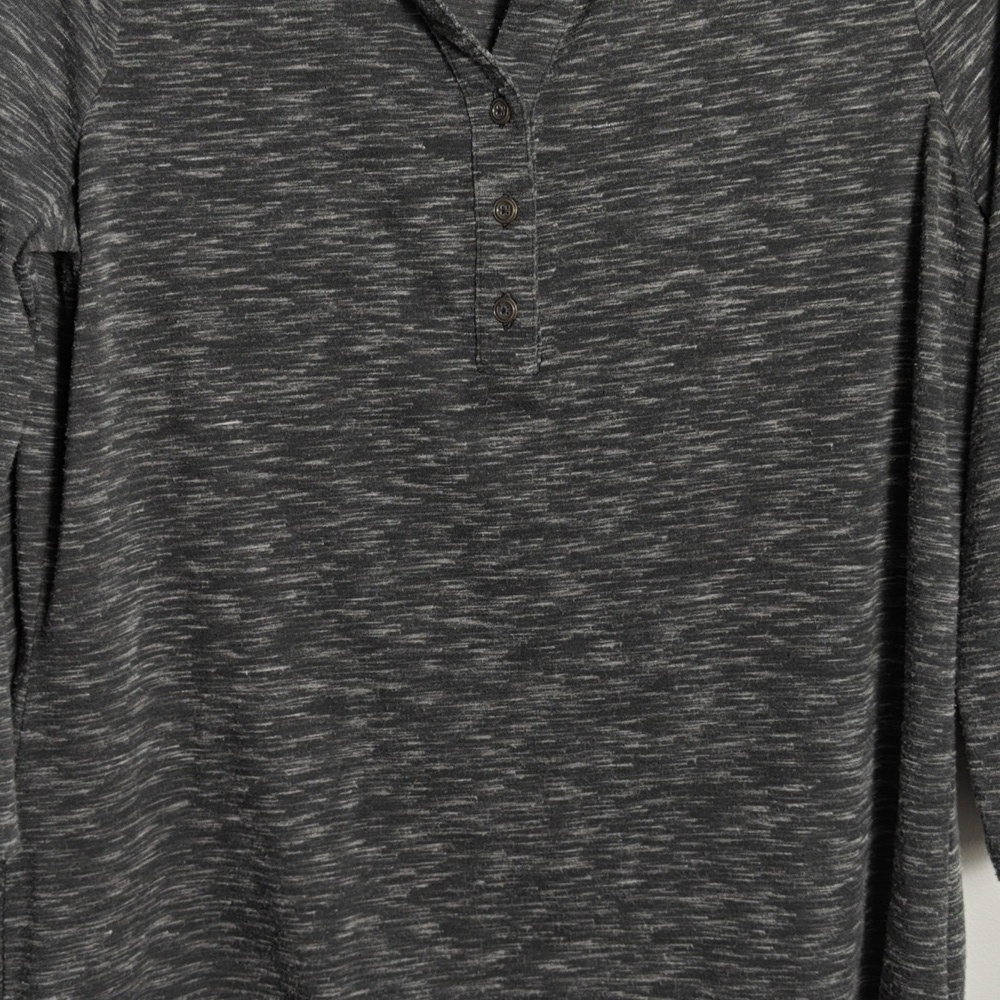 TALBOTS Heathered Grey Button Split Neck Three-Quarter Sleeve Size Medium - Picture 6 of 14